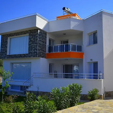Rose Garden Villas וילה