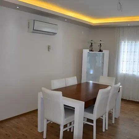 Rose Garden Villas קוסדסי