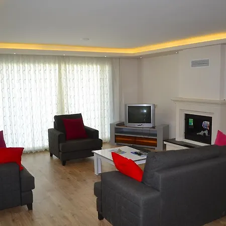 Rose Garden Villas וילה